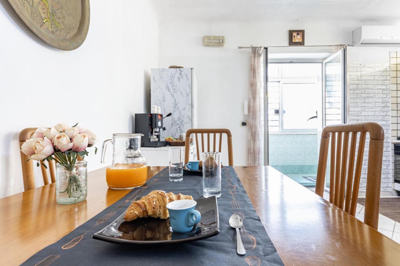San Nicola Apartments By Rentbeat Bari Dış mekan fotoğraf