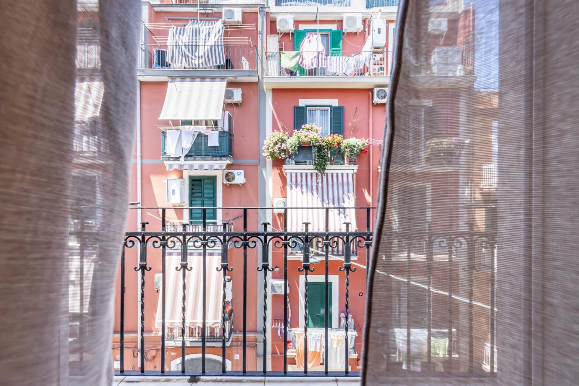 San Nicola Apartments By Rentbeat Bari Dış mekan fotoğraf